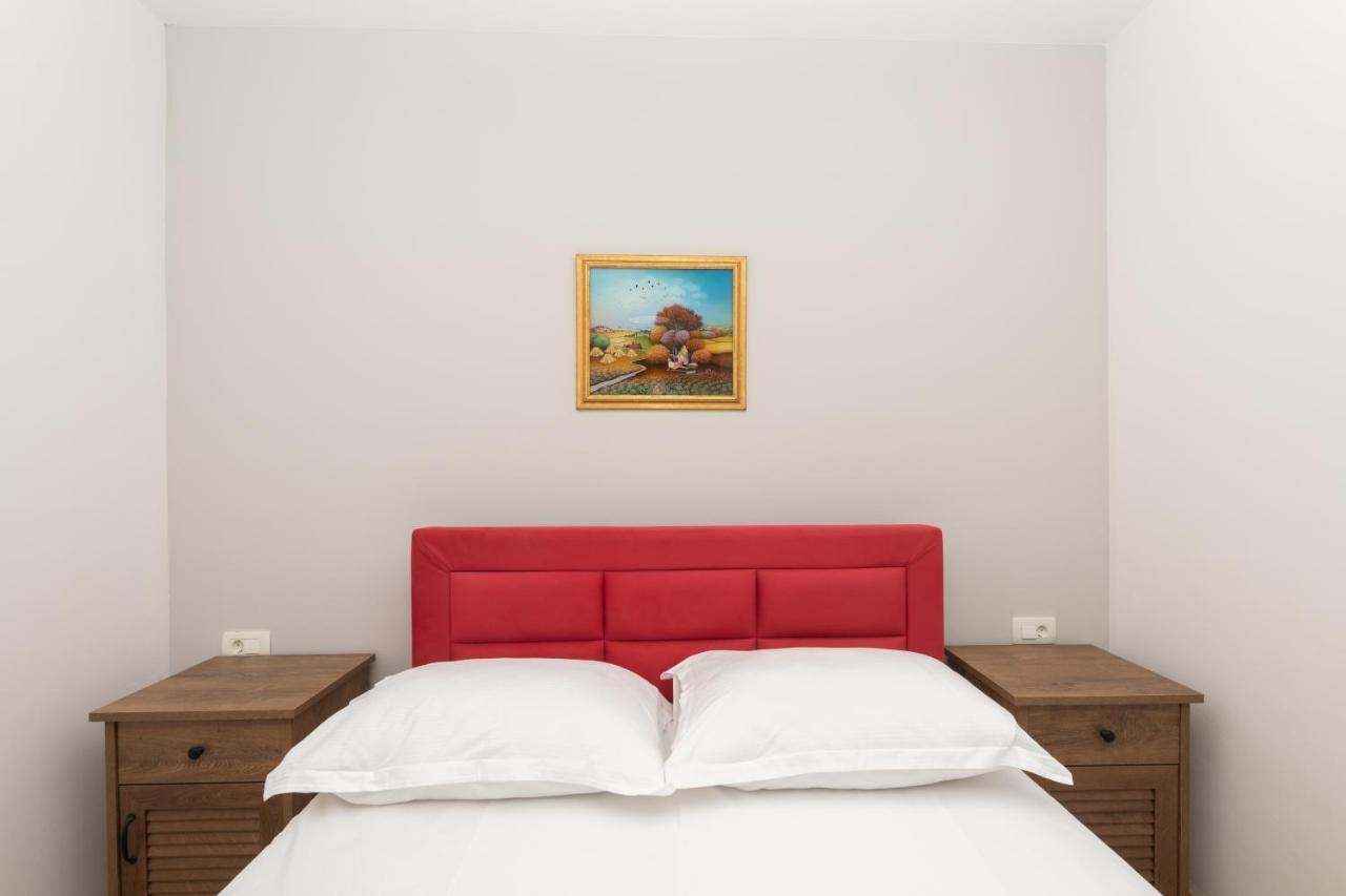 Apartment Daniel Makarska Esterno foto
