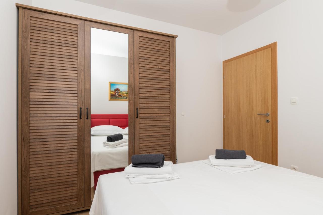 Apartment Daniel Makarska Esterno foto