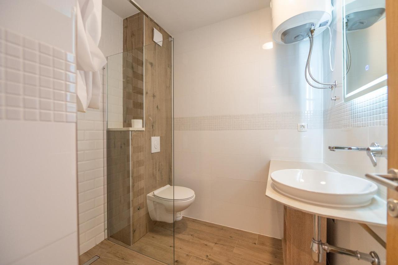 Apartment Daniel Makarska Esterno foto