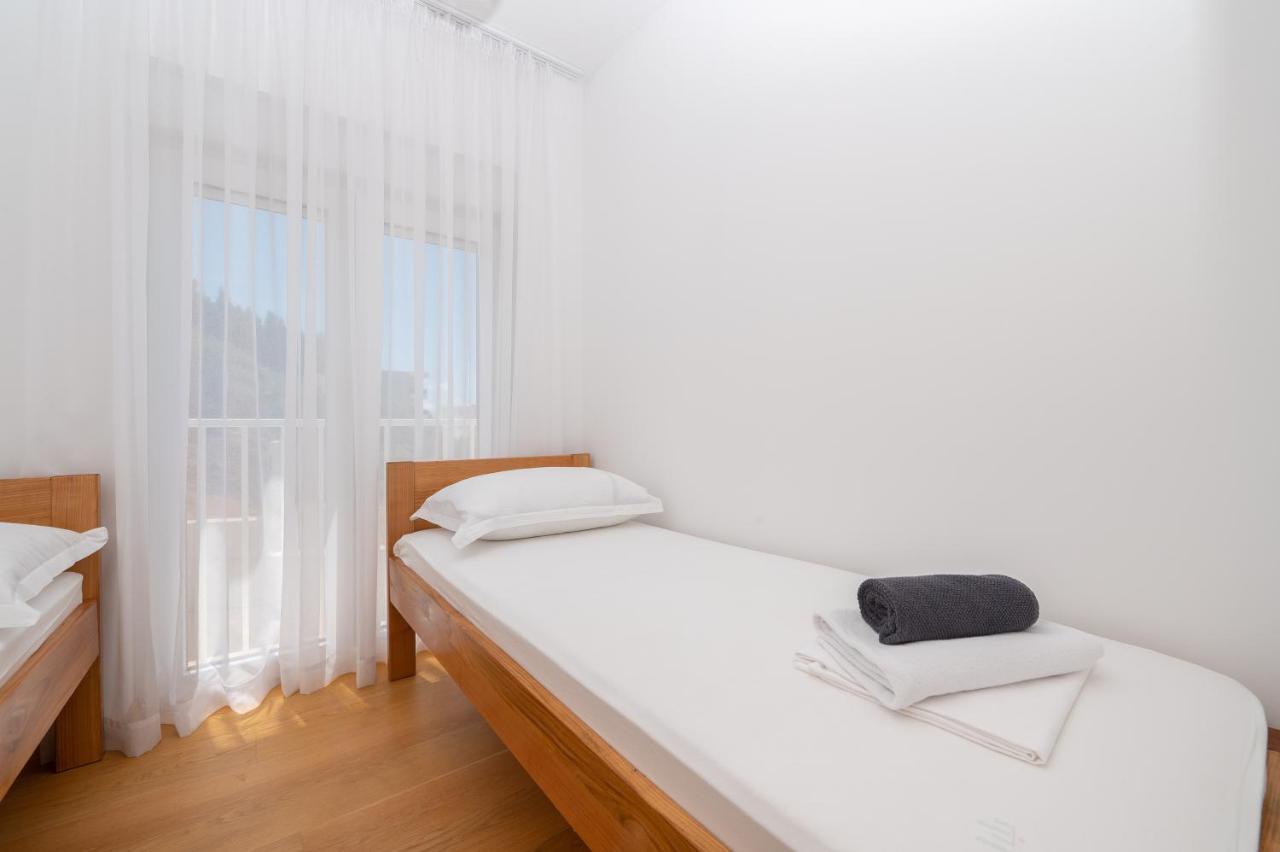 Apartment Daniel Makarska Esterno foto